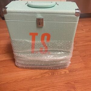 NEW IN BOX The Life of a Showgirl Vinyl Case